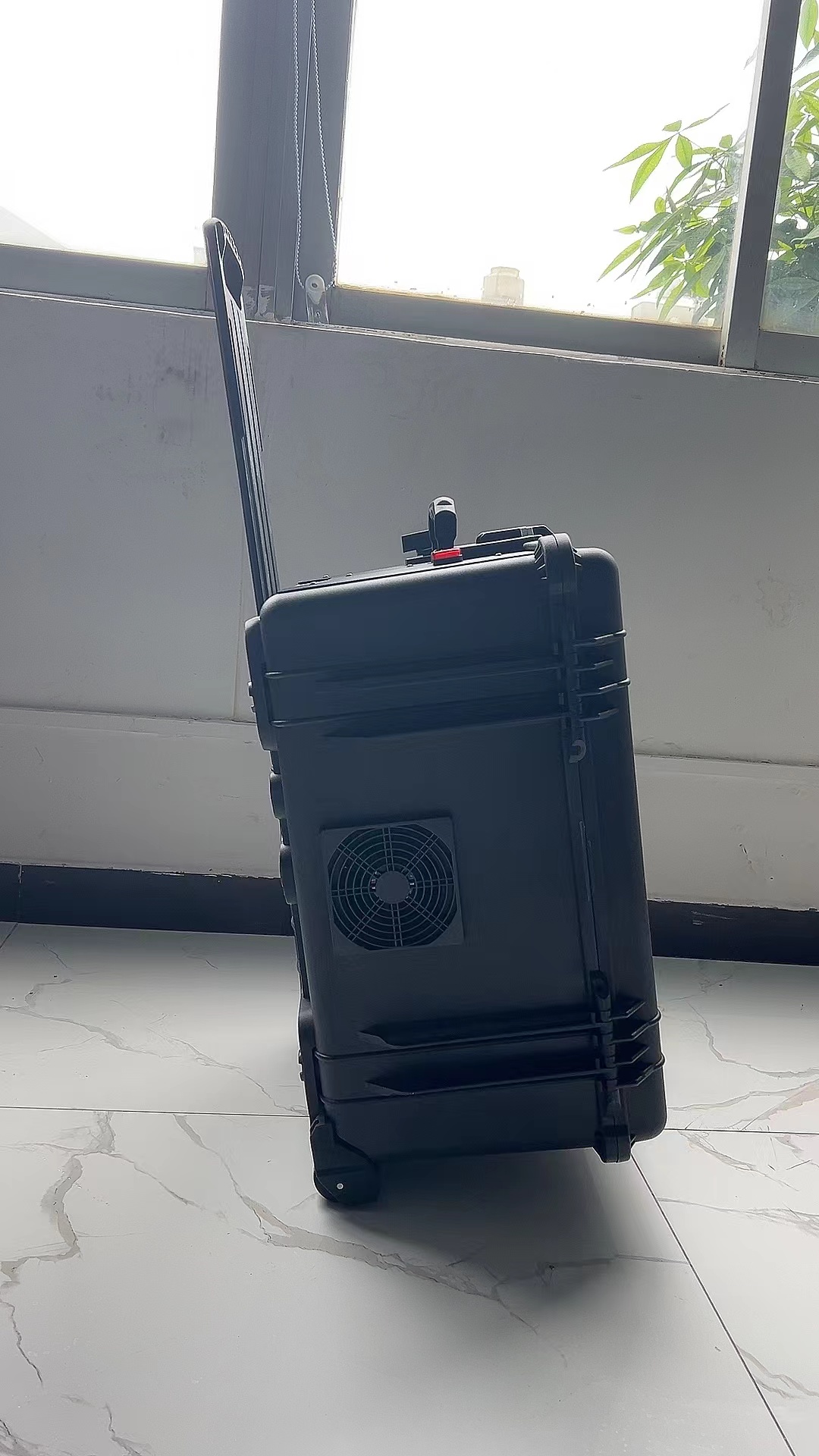 北京手拉箱型移动通信干扰器